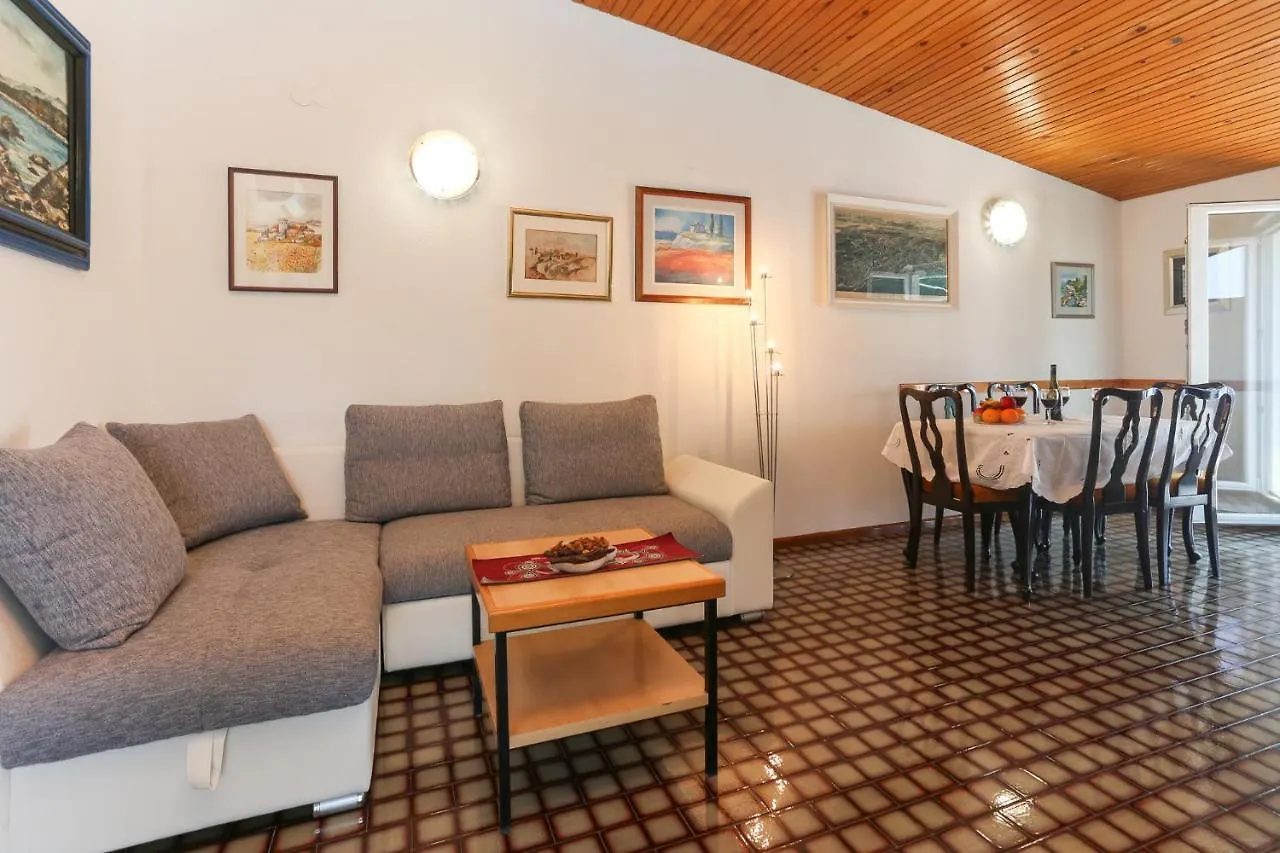Apartment Apartman Mavarcica A4 Trogir